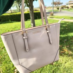 Michael Kors Aria Tote