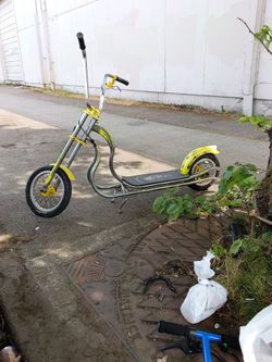 Vintage Schwinn stingray scooter
