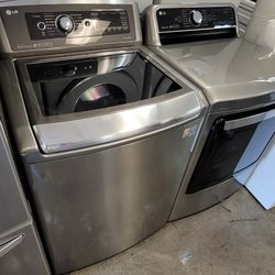 LG Top Loading Washer And Gas Dryer Set 