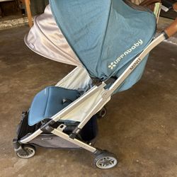 Uppababy Minu Stroller and Travel Bag