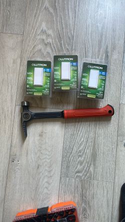 3 Touch Light Bar And Hammer
