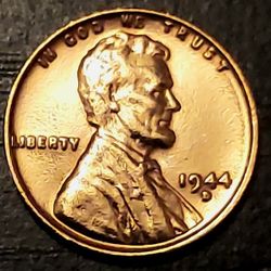 1944 D 1 Cent Wheat Penny Mint Condition  Red