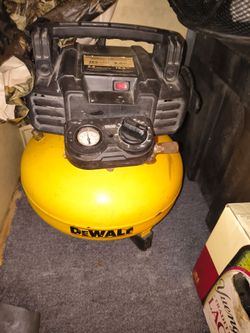DeWalt pancake compressor 165psi,  6 gallon tank