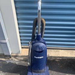 Sanitaire PROFESSIONAL UPRIGHT WITH TOOLS SL4110A