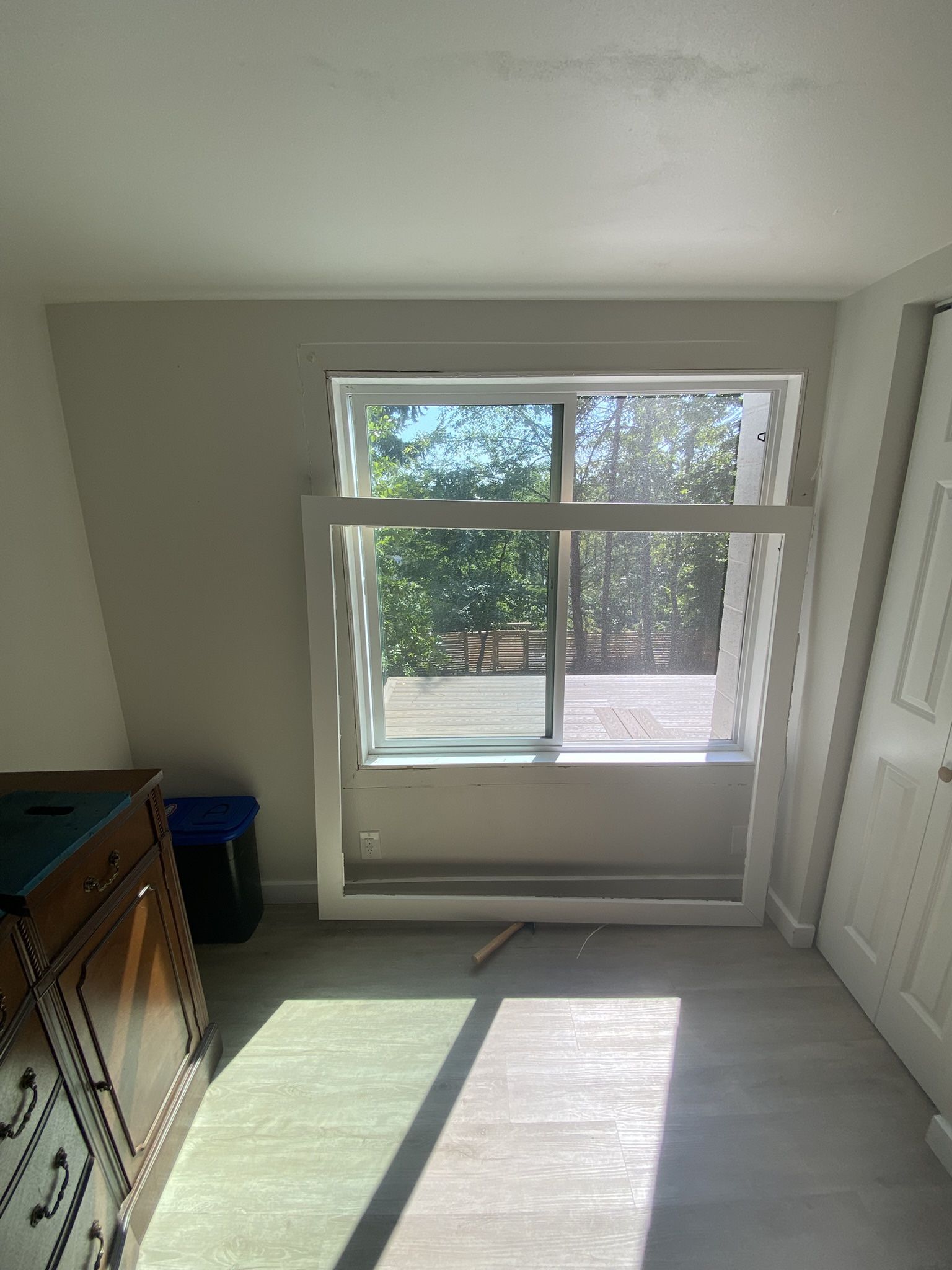 Exterior Vinyl Window 53 1/2 Width X 59 1/2 High