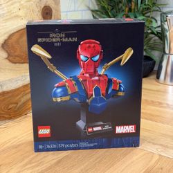 LEGO Marvel Iron Spider-Man Bust Set 76326
