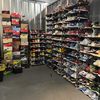 👟🏚️