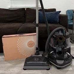 Rainbow Vacuum with Rain jet Attachment 