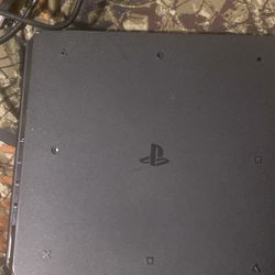 PS4 FOR SALE 120 CANT GO LOWER THEN 100