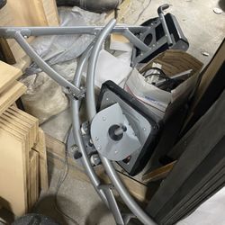 Work Out Bench ,ab Machine And Multiple Weight Weight