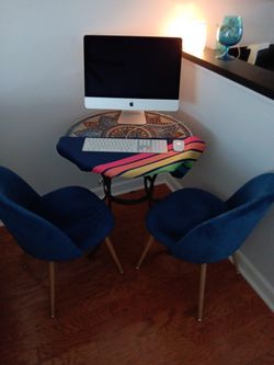 I Mac Pc, New Mosaic Table And 2 New Velvet Blue Chairs And Mosepad It needs a factory reset and to do promise.I don't have one minute extra To Do It