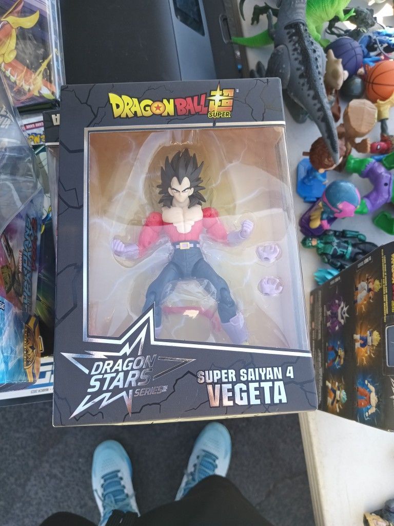 Dragon stars Vegeta Super Saiyan 4