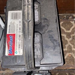 Duralast  Battery  5 Year Warranty Very Good