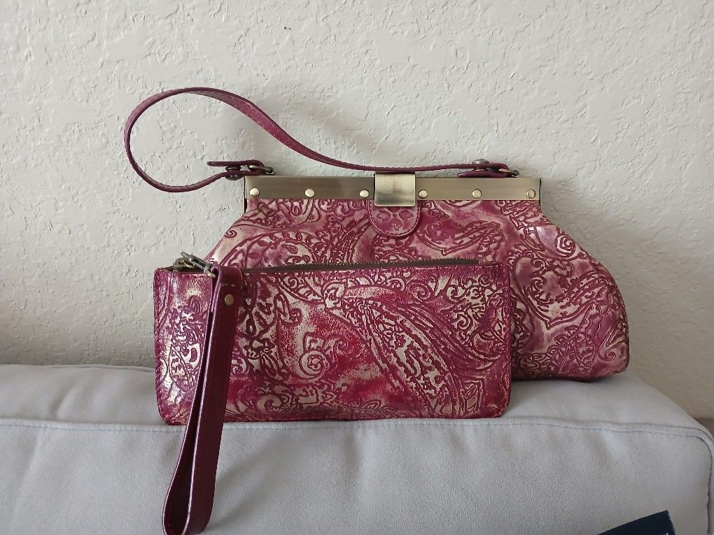 Patricia Nash Tooled Leather Bag & Wristlet Set