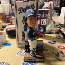 Fernando Valenzuela Bobblehead 2011