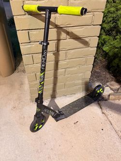 Razor scooter