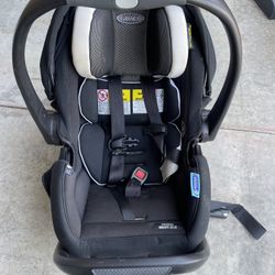 Graco Snugride Snugfit 35 LX Carseat