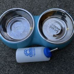 Dog food tray and crate water bottle