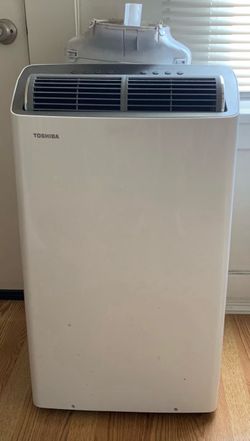 Toshiba inverter smart portable air conditioner 14,000 BTU excellent condition!!