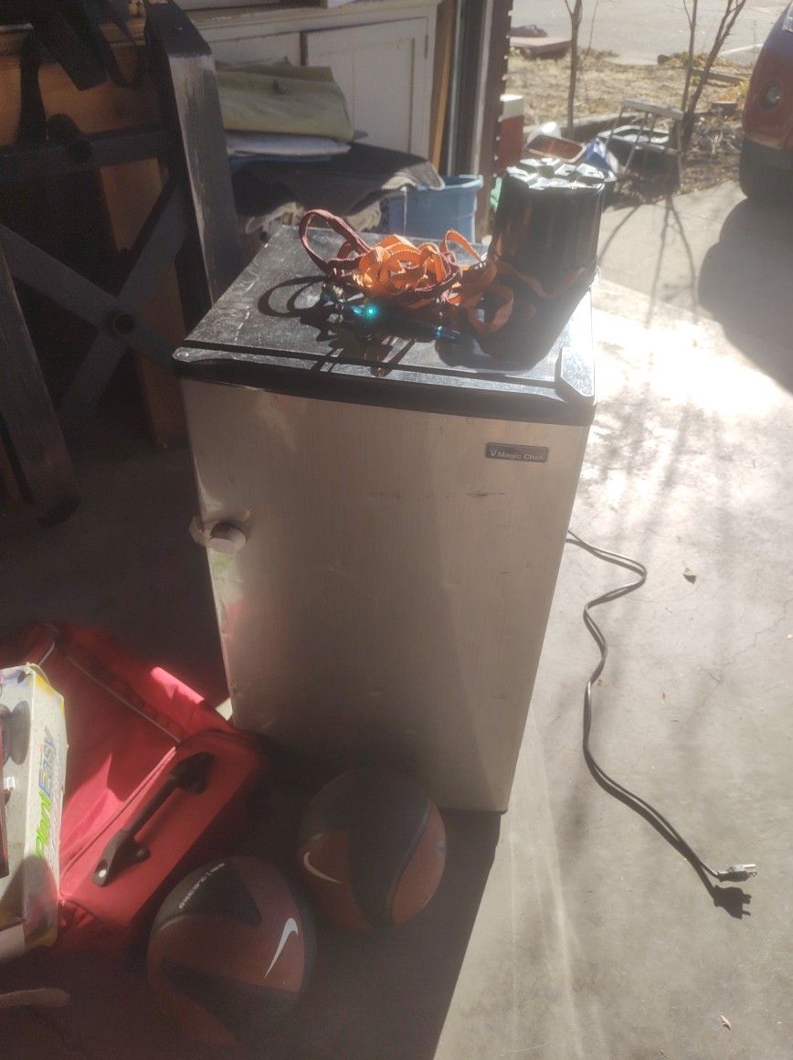 Mini Fridge And Freezer