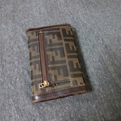 2000 Fendi Coin Wallet And Gucci Coin Wallet Bundle