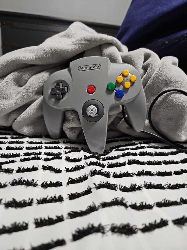 Nintendo 64 Controller With N64 Adapter 