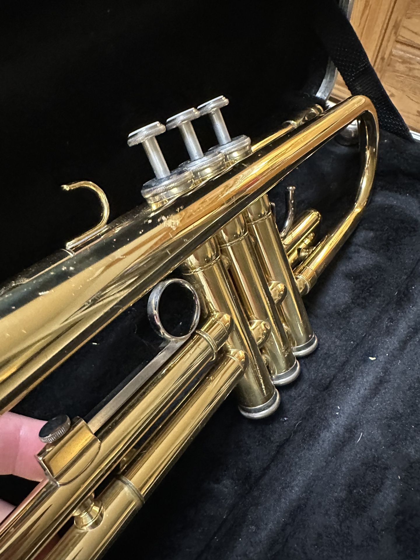Yamaha YTR-2335 Trumpet with Vincent Bach 7C Mouthpiece $400 Firm
