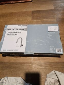 Glacier Bay, kitchen Faucet, new never used