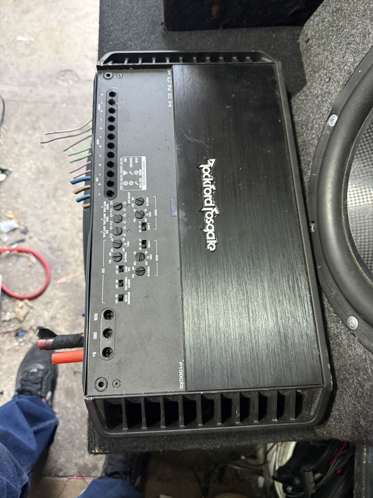 1000 Watts Fosgate Amplifier