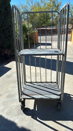 METAL RACK