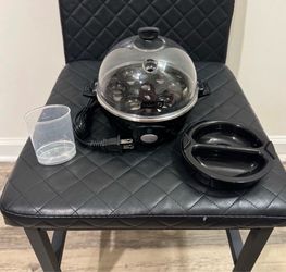 Dash Rapid Egg Cooker – 7 Egg Capacity with Poaching Tray & Measuring Cup