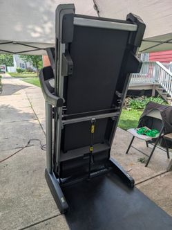 NordicTrack Commercial 2950 Treadmill