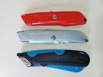 3 Stanley Box Retractable Cutters $3 For All