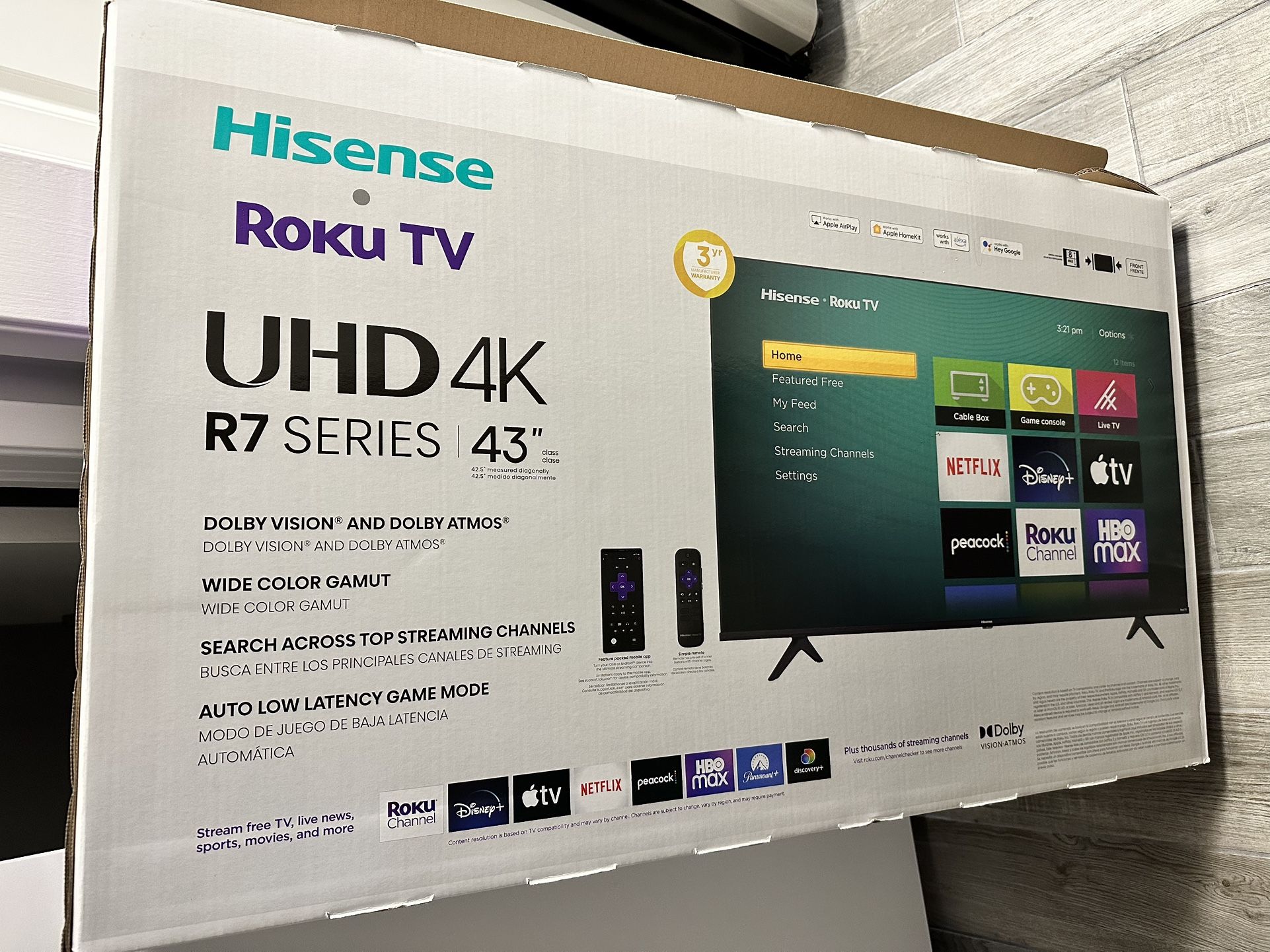 Moving Sale: 43” Hisense Roku Smart TV – 4K UHD – Great Condition
