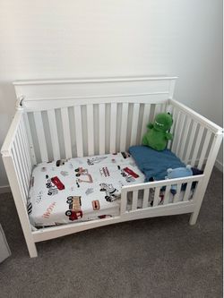 Crib/Toddler Bed
