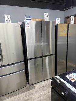 SAMSUNG 36 Inch Wide Bespoke 4-Door Flex Refrigerator with Beverage center 😍