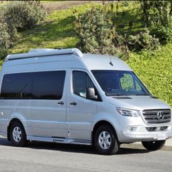 2020 Mercedes Airstream Interstate 19