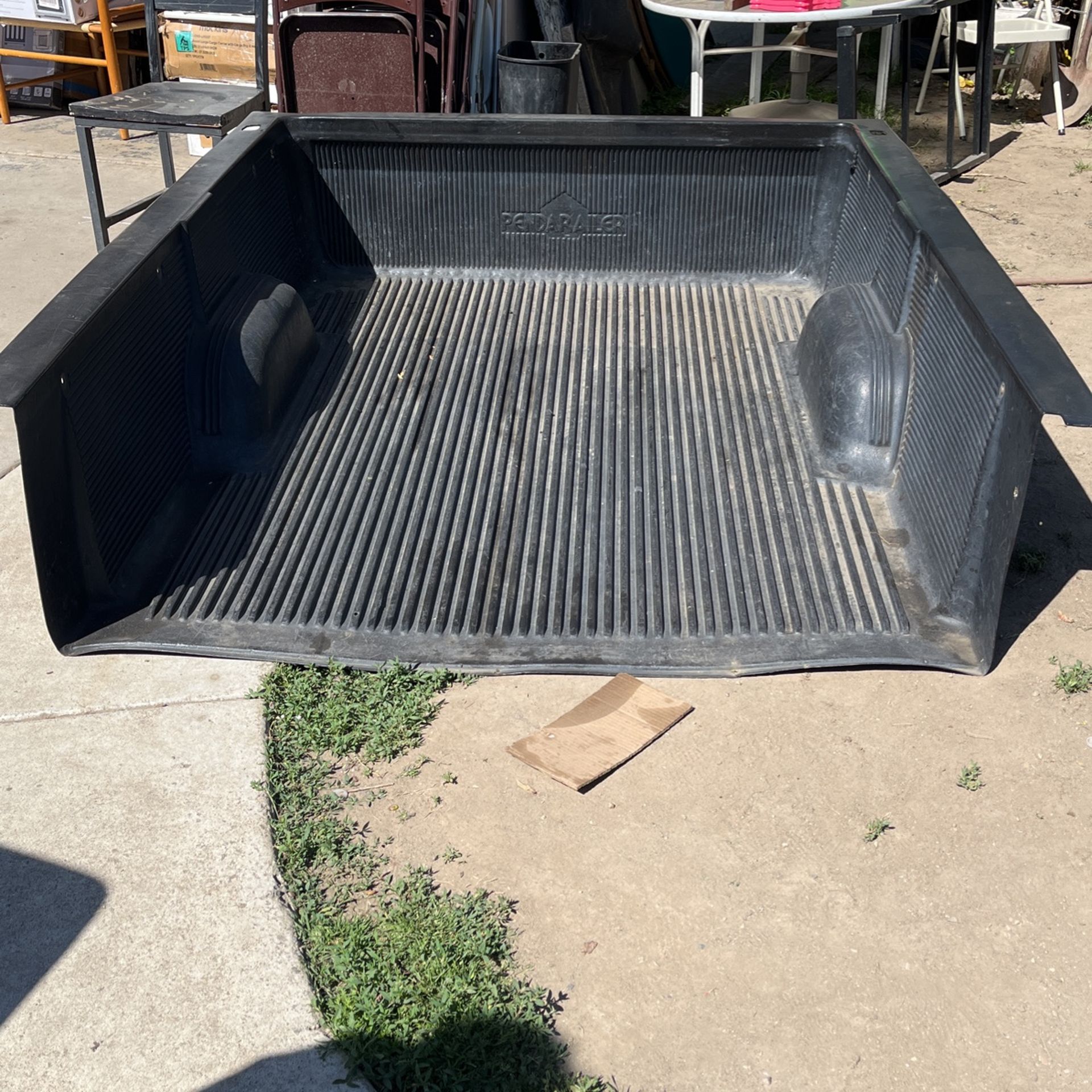 Bed Liner No Se Si Sea Para Chevrolet Silverado Ho Ford Caja Corta Si Están Interesado Pueden Venir A Medirla Por Que No Estoy Seguro Para Que Troca