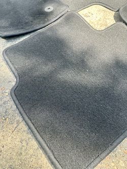 Car floor mats set out of 4! For ford or Lincoln