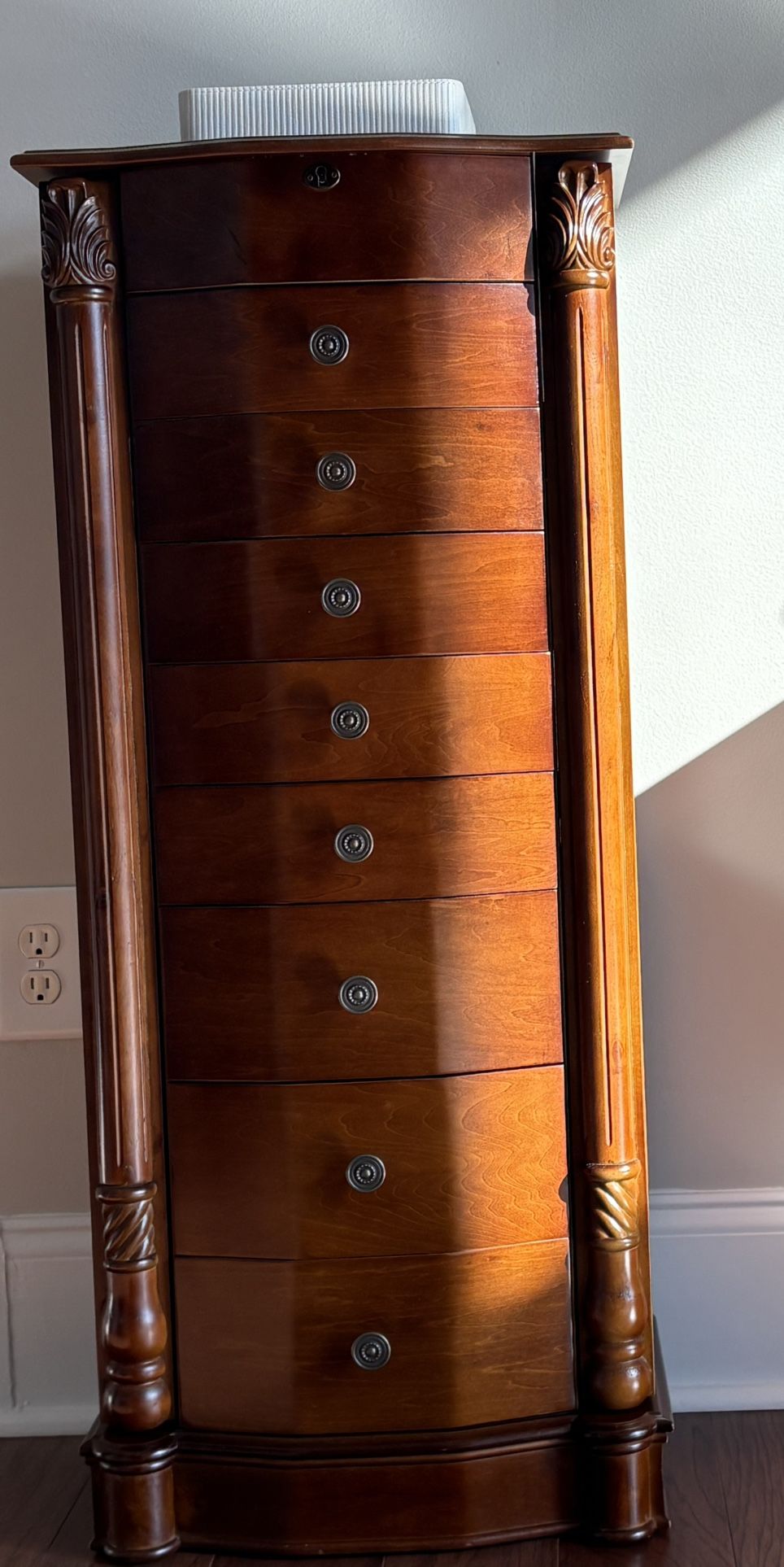 Jewelry armoire