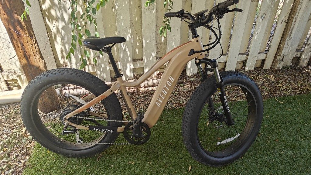 Aventon Aventure 1 Fat Tire Ebike for Sale in Longmont, CO OfferUp