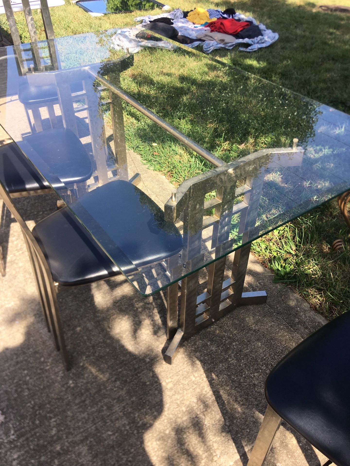 Kitchen table with 4 chairs