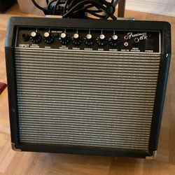 AMP..Fender Frontman 15R ,(GREAT REVERB)..Works excellent, Senior owned..Check pics..Amazing sound  
