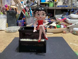 Vintage Betty Boop on Piano Trinket box
