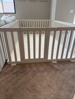 Mattys Room Play Pen