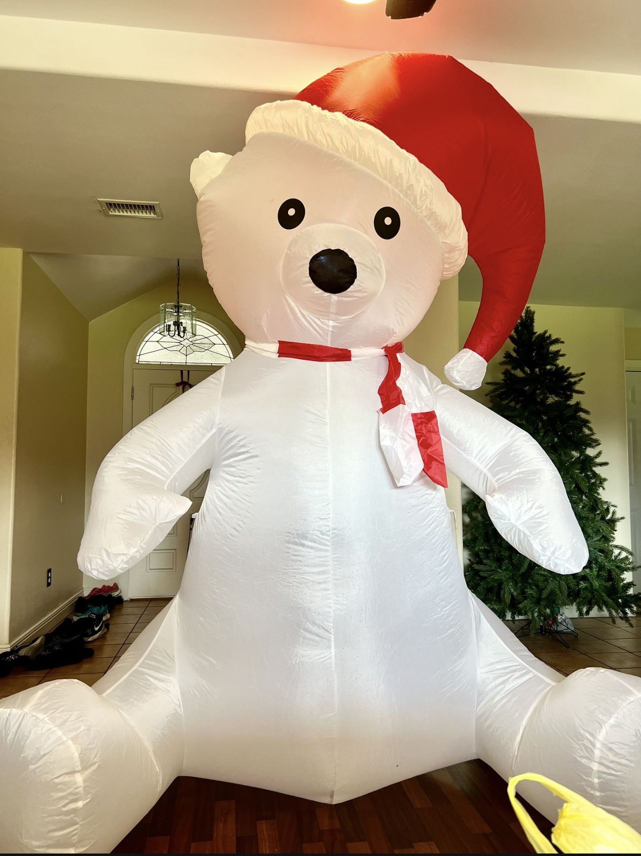 Huge 11 Ft Christmas Polar Bear Inflatable Decoration Like New!