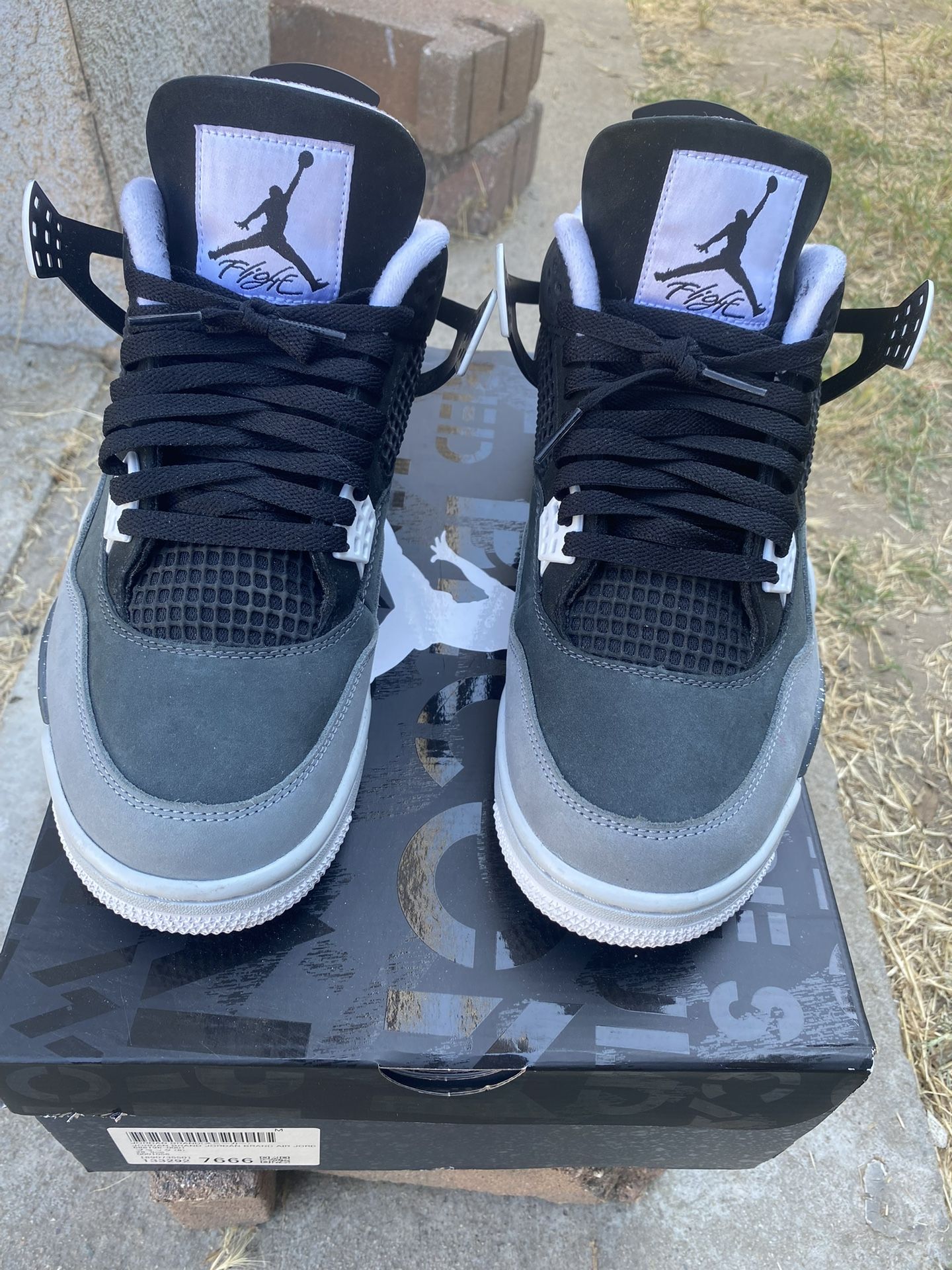Jordan 4 retro