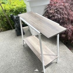 Stylish Console Table with Shelf – Only $30! 🌿
