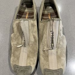 Women’s Merrell Loafer US 10