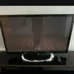 42" LG Plasma TV With Remote